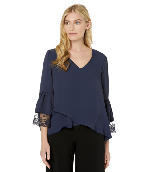 Imbracaminte Femei Vince Camuto Tiered Lace Ruffle Sleeve V-Neck Blouse Classic Navy